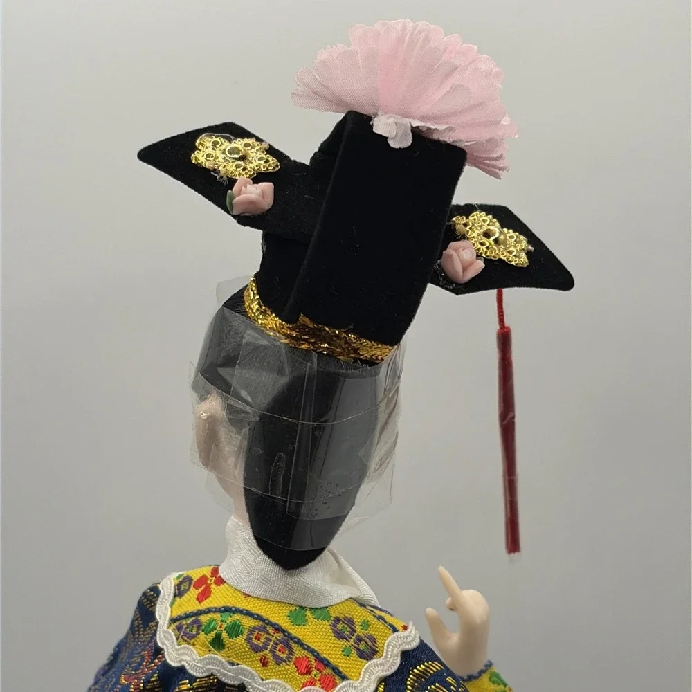New in box, Chinese Qing Dynasty 1912 manchu princess
